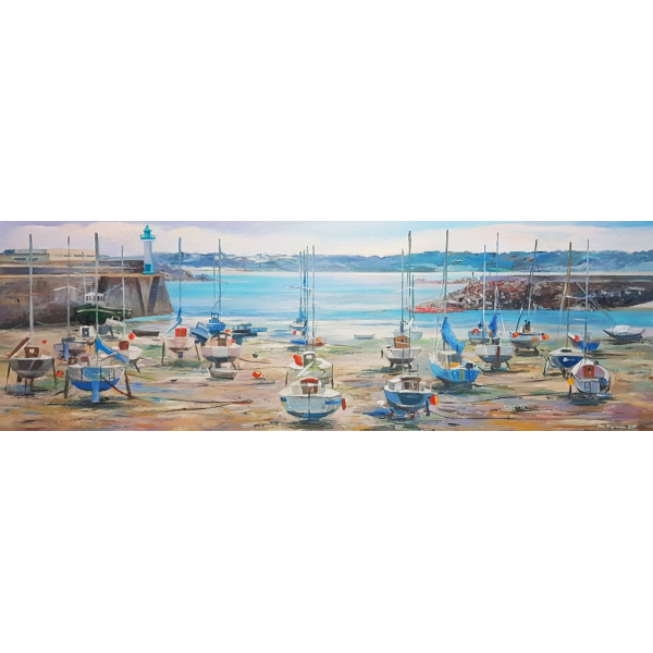 Port of Saint Quay in the morning